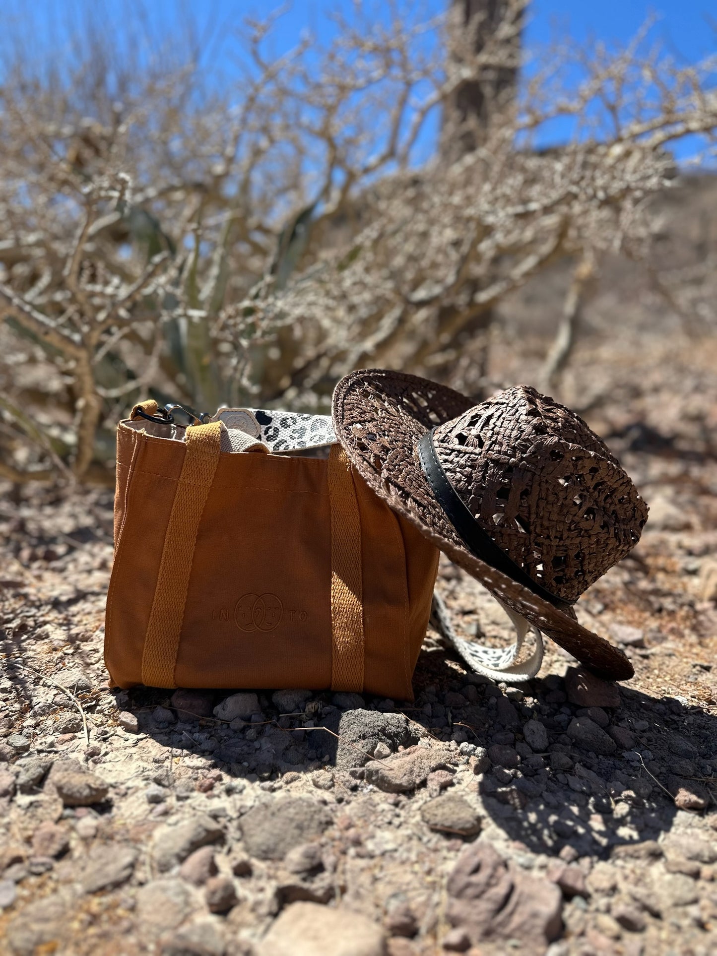 MINI FLIP LAVA + STRAP BROWNIE