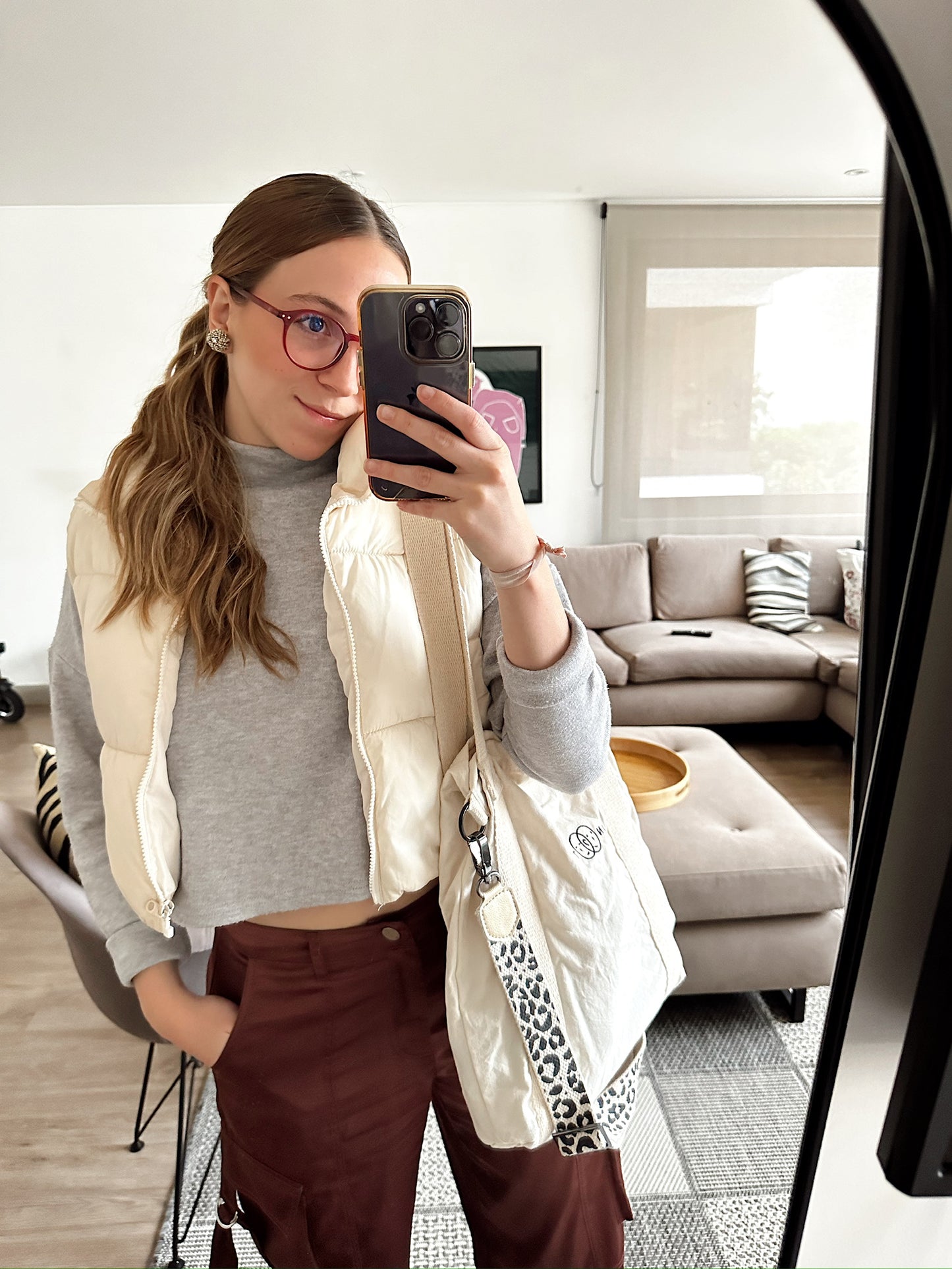 MI TOTEBAG FAVORITO (INTO BASIC BEIGE) - EDICIÓN LIMITADA $99K